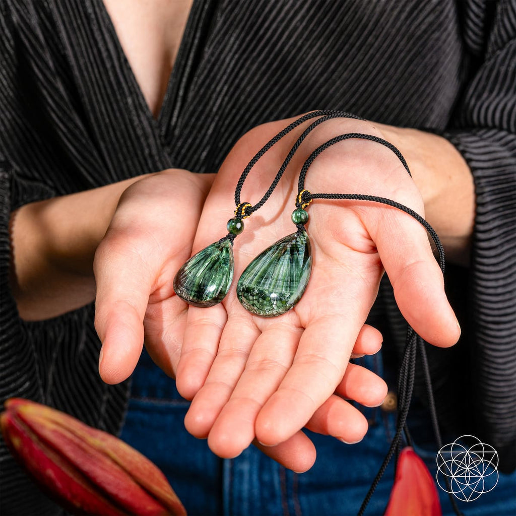 Natural Seraphinite Pendant